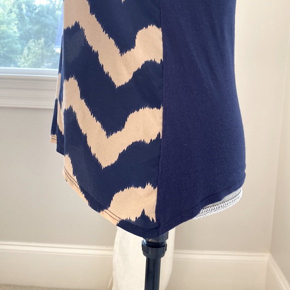 Charlotte Russe Sleeveless Racerback Top - Picture 6 of 8